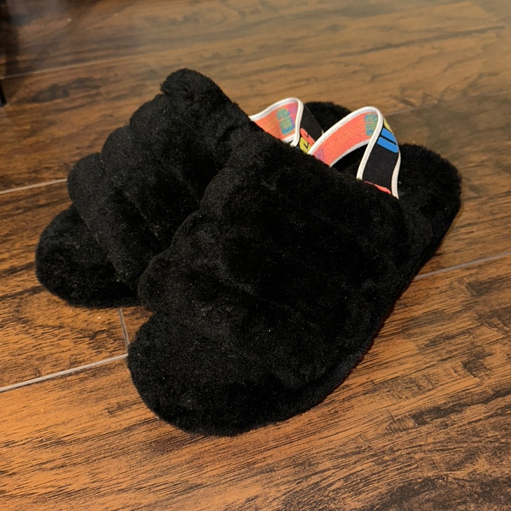 Women UGG fluff yeah